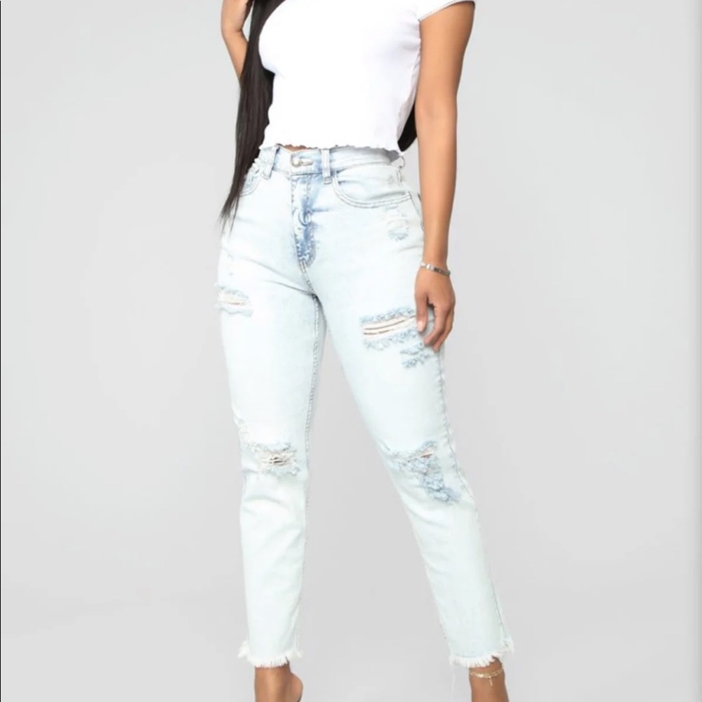 Fashion Nova boyfriend jeans size 1